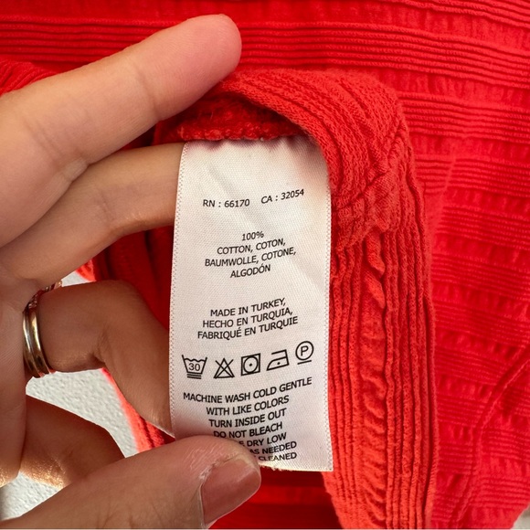 Maeve Anthropologie Red Textured Knit Mock Neck Button Shoulder Top Small - Picture 8 of 8